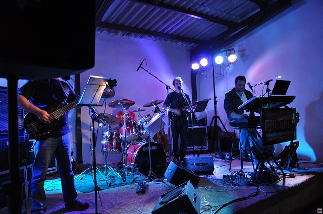 img00009.jpg