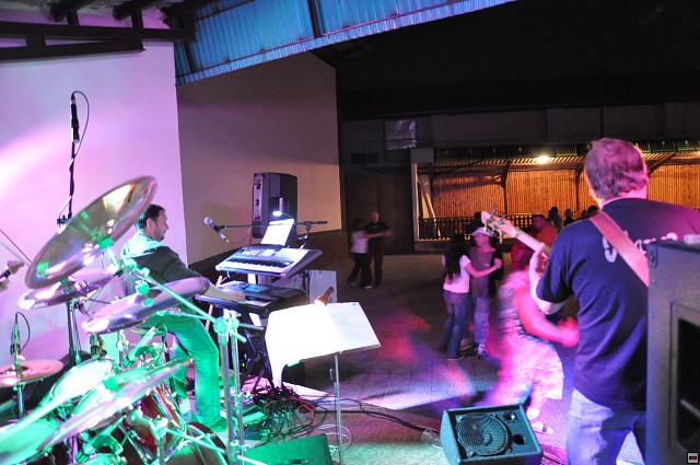 img00012.jpg