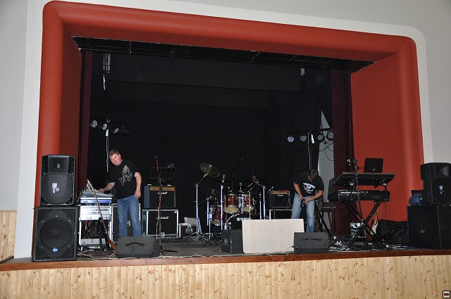 img00002.jpg