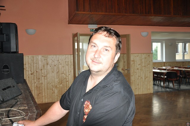 img00006.jpg