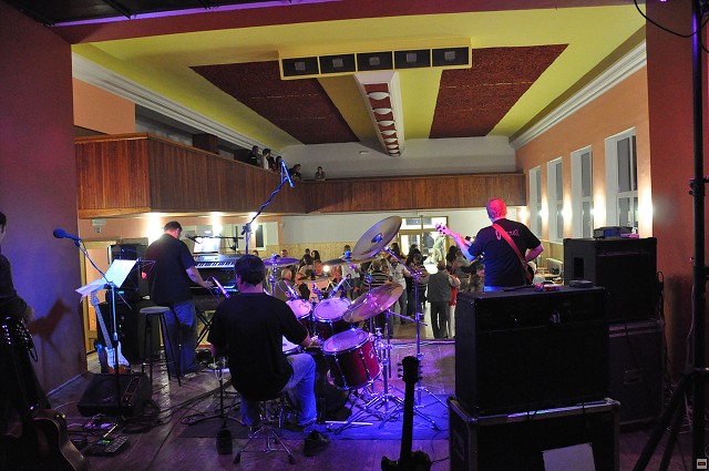 img00014.jpg