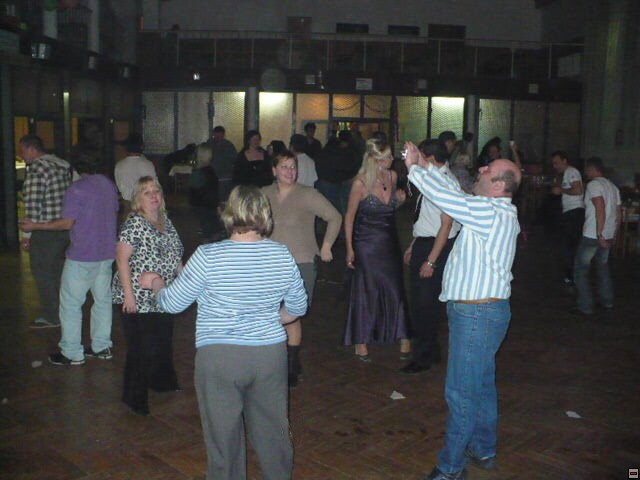 img00004.jpg