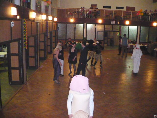 img00030.jpg