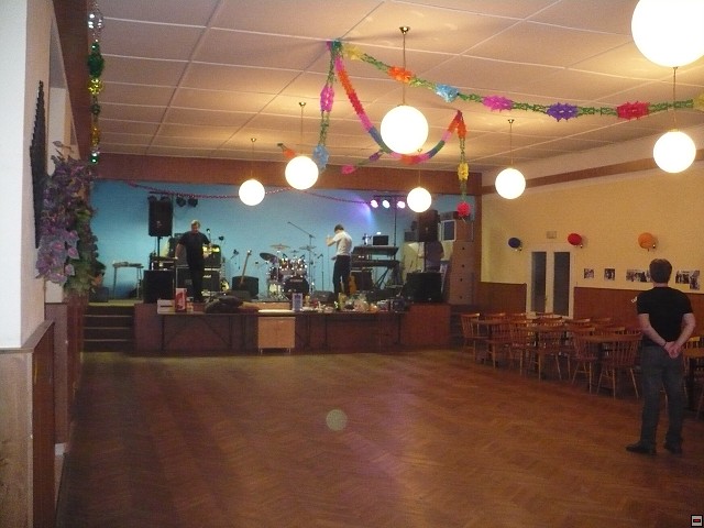 img00003.jpg