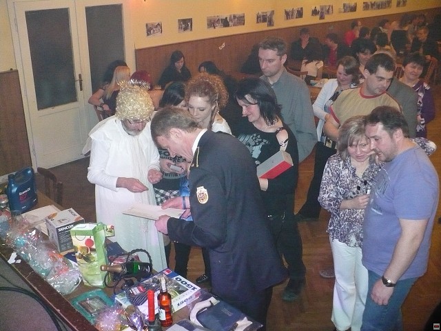 img00004.jpg