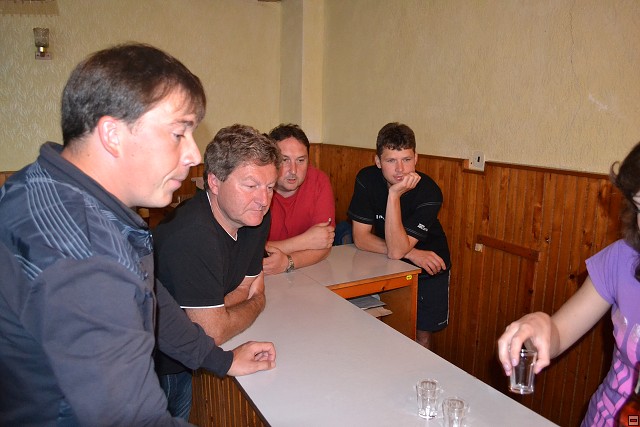 img00006.jpg