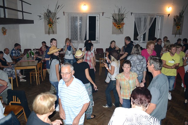 img00014.jpg