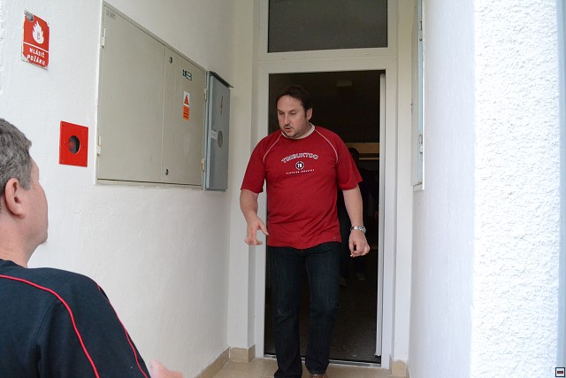 img00006.jpg