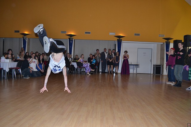 img00007.jpg