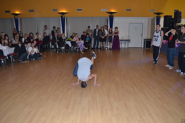 img00014.jpg