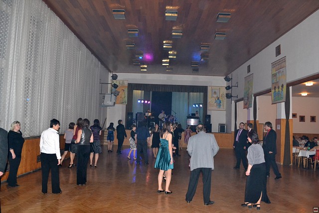 img00002.jpg