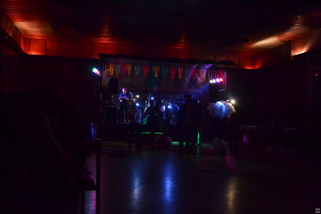 img00020.jpg