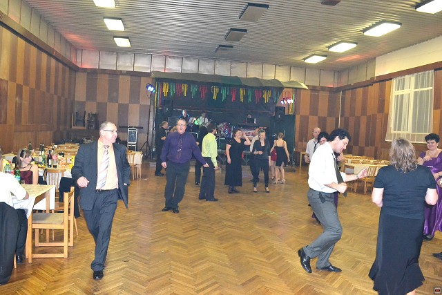 img00027.jpg