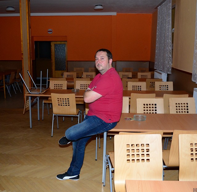 img00002.jpg