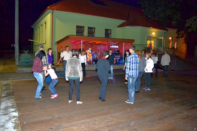 img00011.jpg