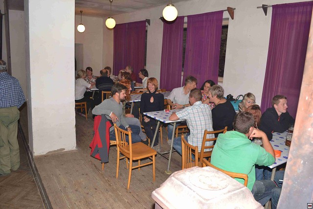 img00004.jpg