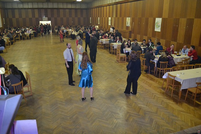 img00004.jpg