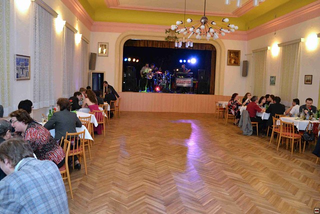 img00010.jpg